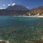 Itilo Néon Oítilon