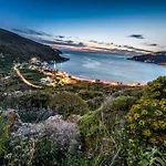 Villa Itilo Néon Oítilon