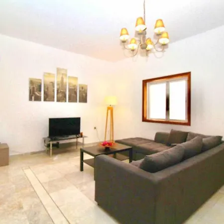 Villa Itilo Néon Oítilon